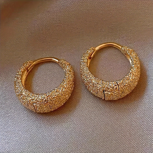 Elegant Vintage-Inspired Hoop Earrings for Women – Copper Material, Classic French Luxe Design, Fashionable Matte Golden Finish – Versatile for Daily and Vacation Wear, One Pair